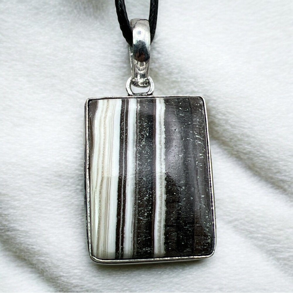 New Zebra Calcite Stone Silver Overlay Pendant Necklace with Cord